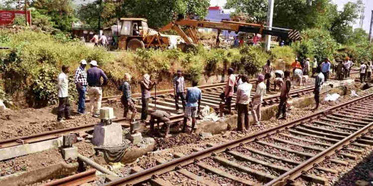 सोनपुर मण्‍डल पर नान इंटरलाकिंग कार्य के चलते रेलगाडि़यों का मार्ग परिवर्तन