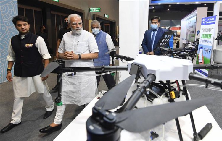प्रधानमंत्री ने भारत के सबसे बड़े ड्रोन महोत्सव- भारत ड्रोन महोत्सव 2022 का उद्घाटन किया
